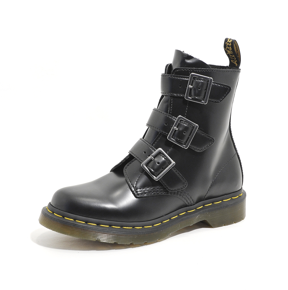 scarpe e scarpe dottor martens